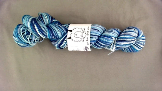 Laine à bas Eco-Responsible Sock Yarn - MAN - Vague de froid AR
